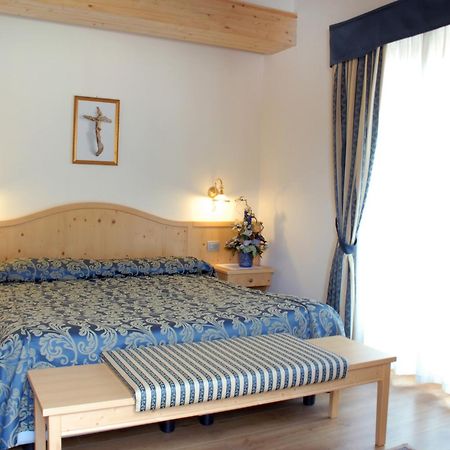 Hotel Sass Maor Fiera Di Primiero Luaran gambar
