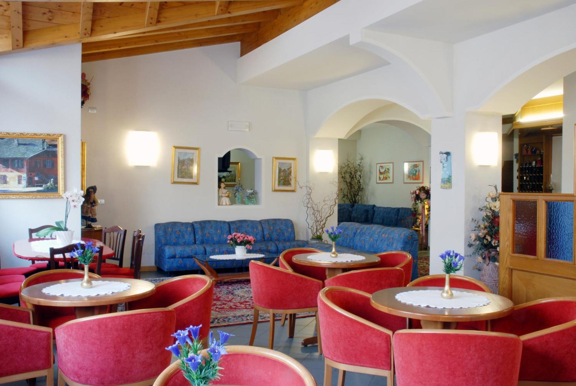 Hotel Sass Maor Fiera Di Primiero Luaran gambar