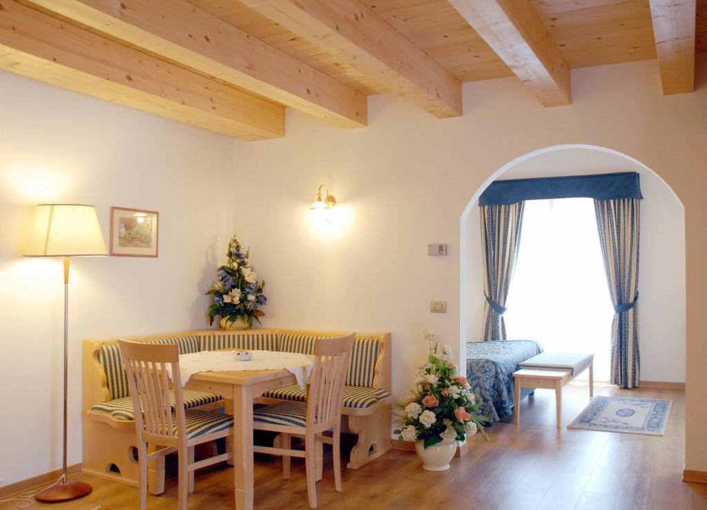 Hotel Sass Maor Fiera Di Primiero Luaran gambar